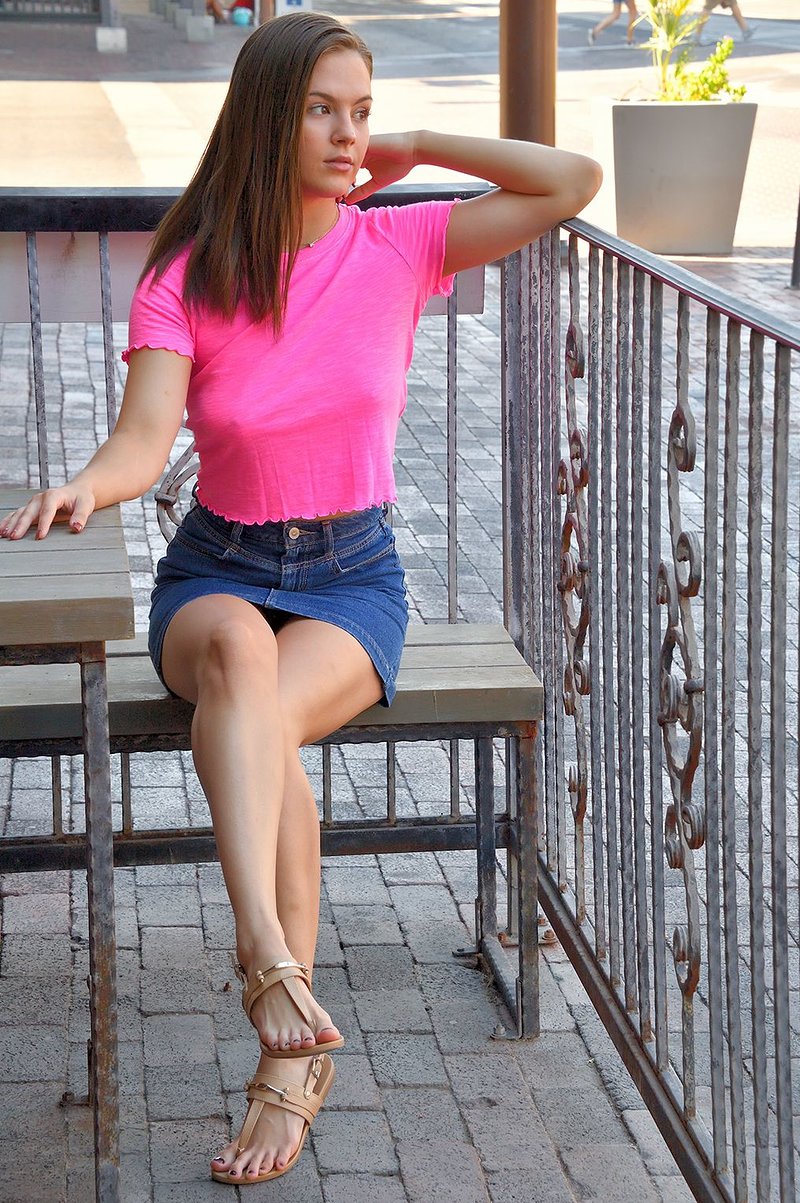 Оленка, 20 лет, 0 размер груди